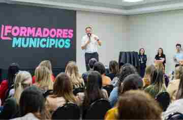  Estado promove congresso de formação continuada para professores de redes municipais